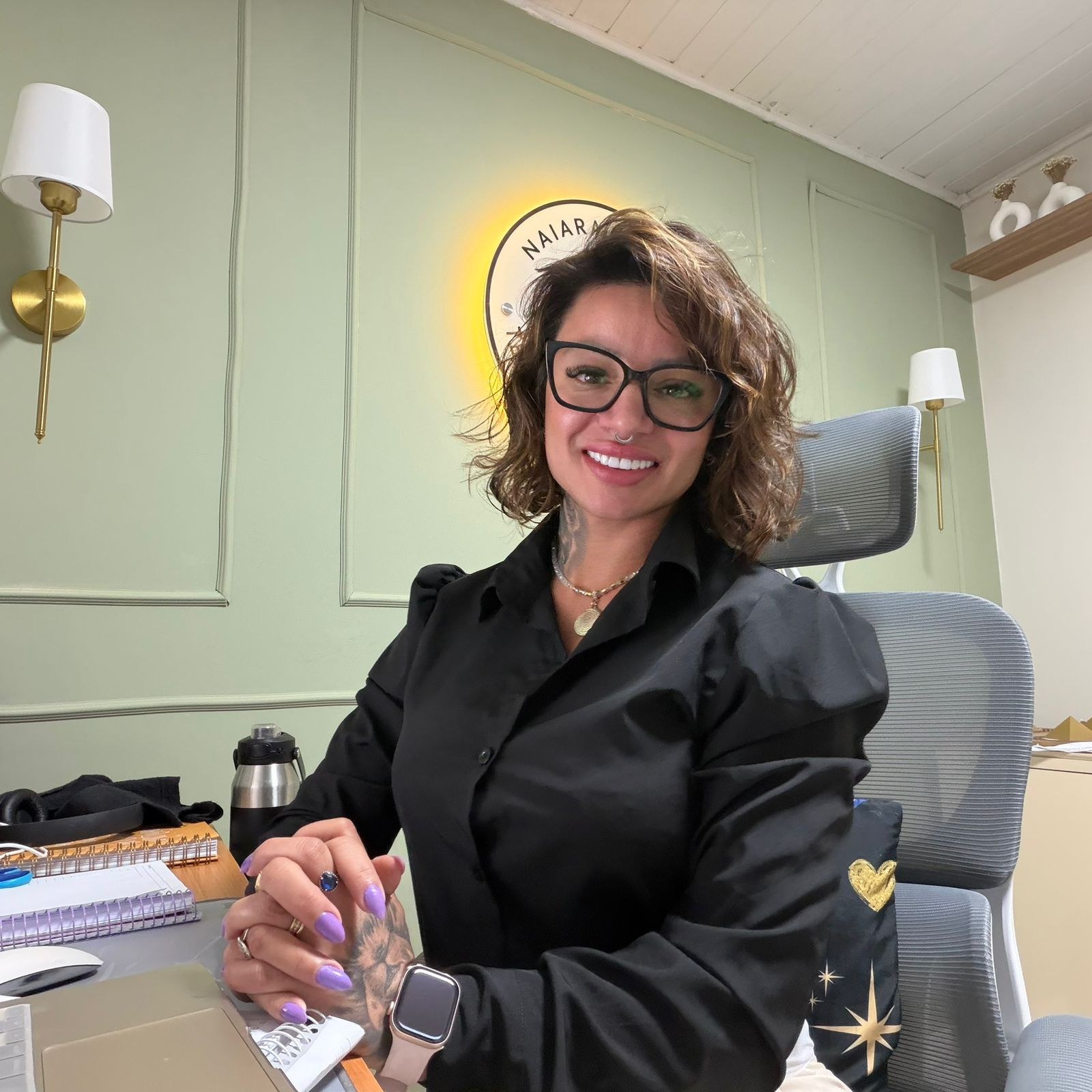 Naiara Mello - Hipnoterapeuta Online